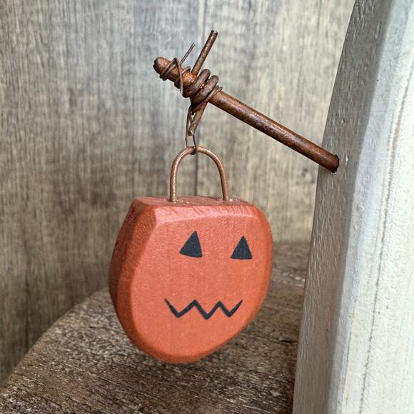 Rustic Halloween Home Decor Sitter Wood Ghost Fall Autumn FAST SHIP NEW - Picture 5 of 9